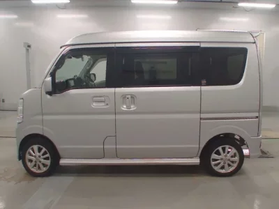 Nissan CLIPPER RIO