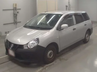 Nissan AD