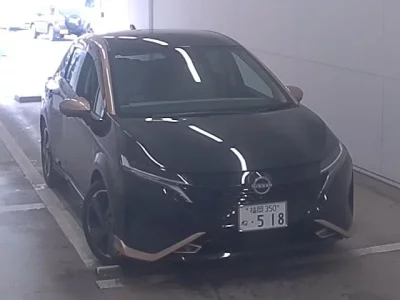 Nissan AURA