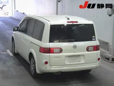 Nissan LAFESTA