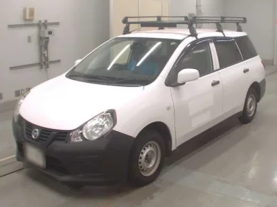 Nissan AD