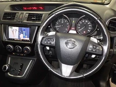 Nissan LAFESTA