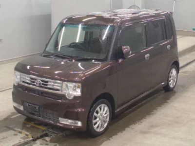 Toyota PIXIS SPACE