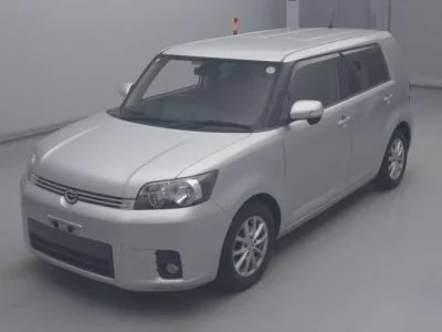 Toyota COROLLA RUMION
