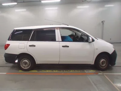 Nissan AD
