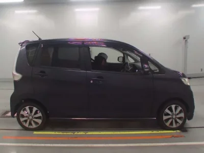 Mitsubishi EK CUSTOM