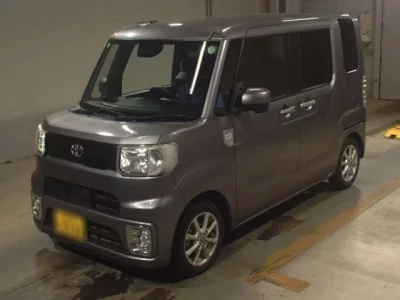 Toyota PIXIS MEGA