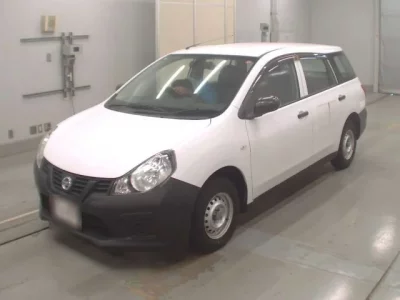 Nissan AD
