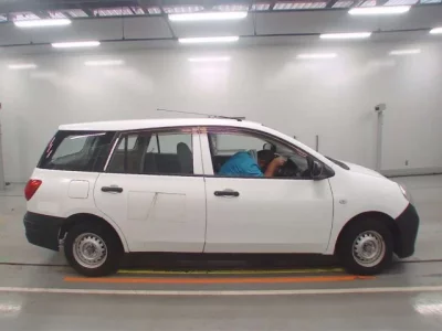 Nissan AD