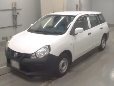 Nissan AD