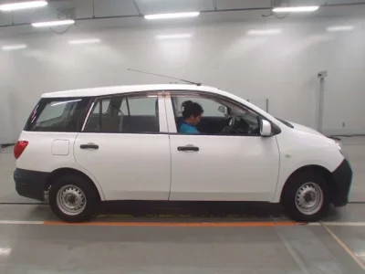 Nissan AD