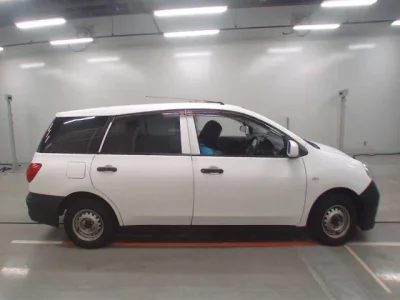 Nissan AD
