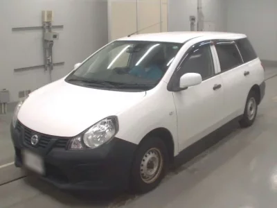 Nissan AD