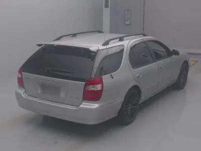 Nissan CEFIRO
