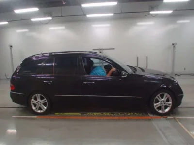 Mercedes-Benz E CLASS WAGON