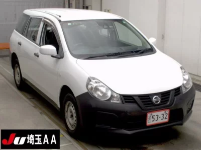 Nissan AD