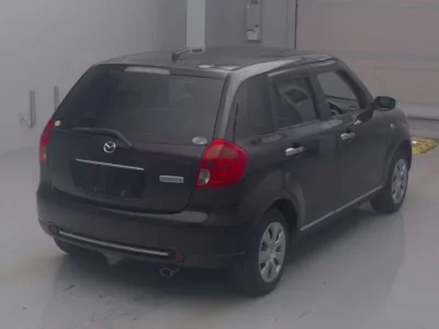Mazda VERISA