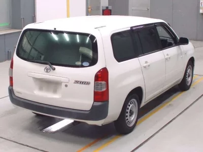 Toyota SUCCEED