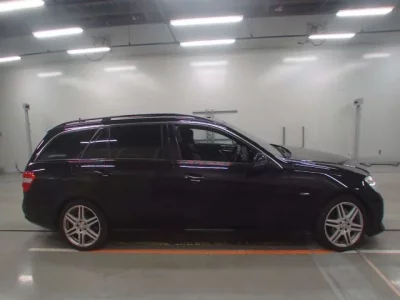 Mercedes-Benz E CLASS WAGON