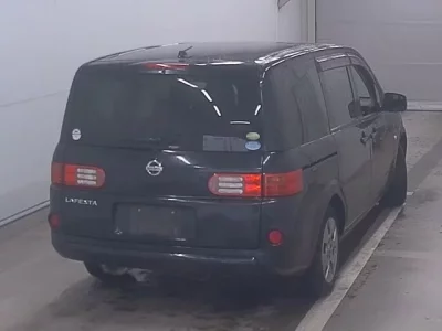 Nissan LAFESTA