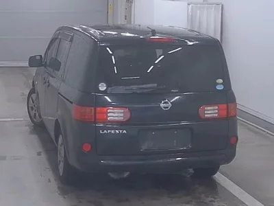 Nissan LAFESTA