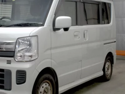 Nissan CLIPPER RIO