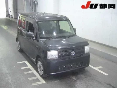 Toyota PIXIS SPACE