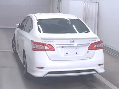 Nissan SYLPHY