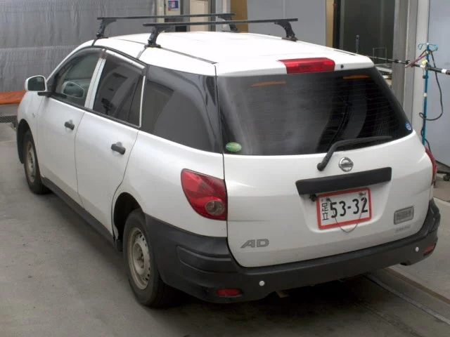 Nissan AD