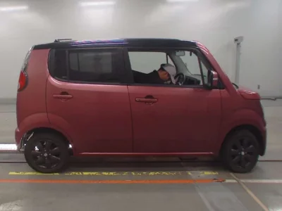 Suzuki MRWAGON