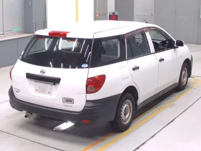 Nissan AD
