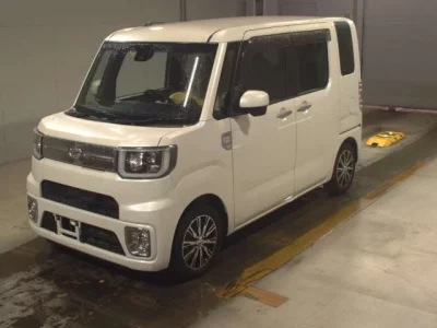 Toyota PIXIS MEGA