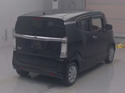 Honda N BOX SLASH