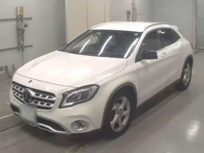Mercedes-Benz GLA CLASS