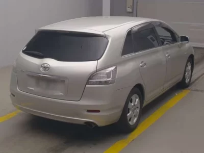 Toyota MARK X ZIO