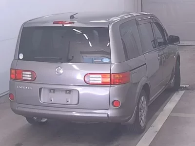 Nissan LAFESTA