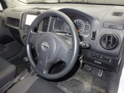 Nissan AD