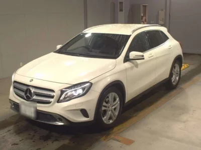Mercedes-Benz GLA CLASS