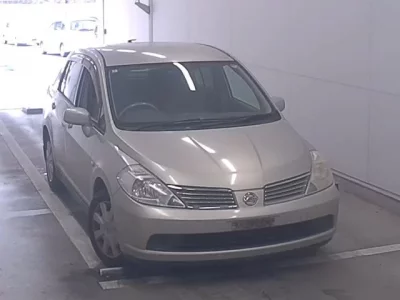 Nissan TIIDA LATIO