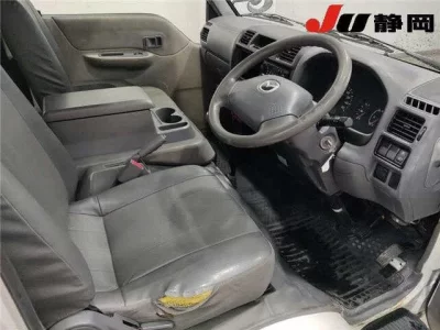 Mazda BONGO VAN
