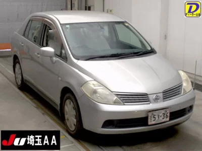 Nissan TIIDA LATIO