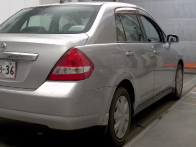 Nissan TIIDA LATIO