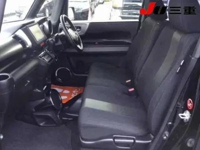 Honda N BOX SLASH