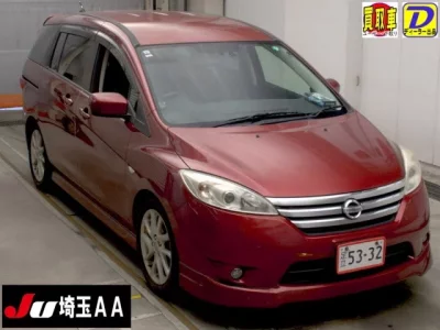 Nissan LAFESTA