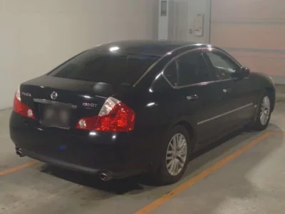 Nissan FUGA