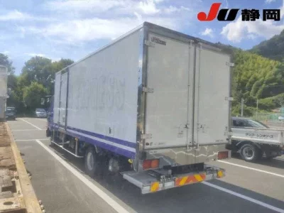 Mitsubishi FUSO FIGHTER