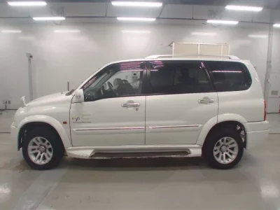 Suzuki GRAND ESCUDO
