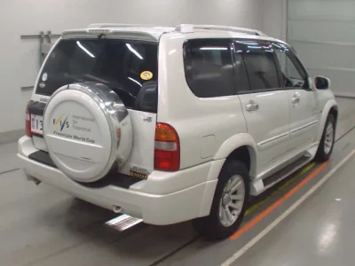Suzuki GRAND ESCUDO