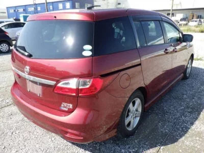 Nissan LAFESTA