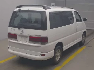 Toyota HIACE REGIUS